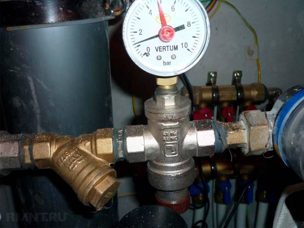 Замена регулятора давления воды — управляющая компания или собственник