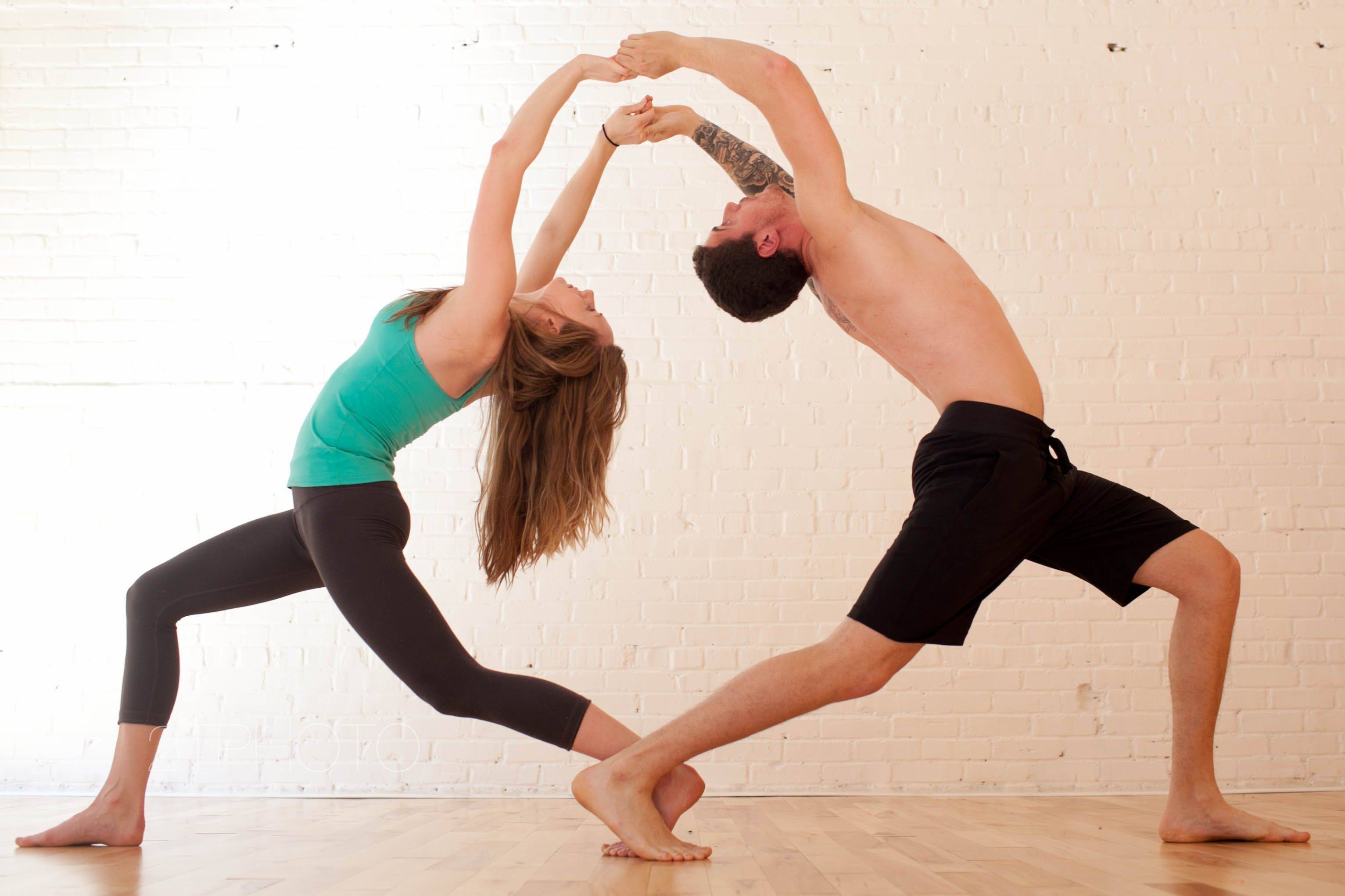 Йога на двоих: позы, упражнение