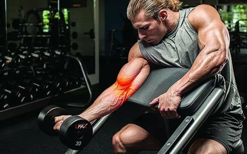 Почему после тренировки болят мышцы и что с этим делать?