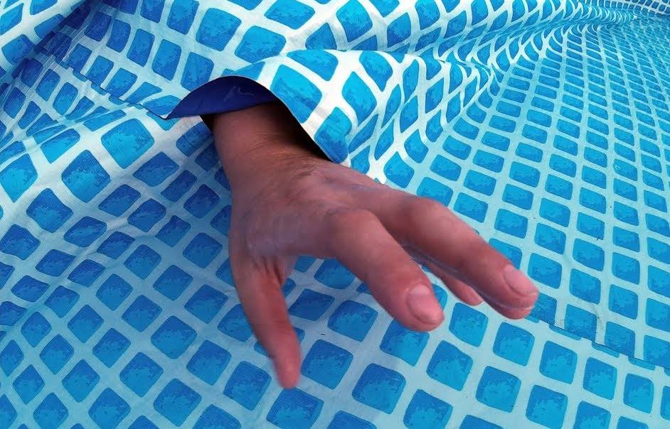 Как заклеить бассейн из пвх в домашних условиях, ремонт своими руками