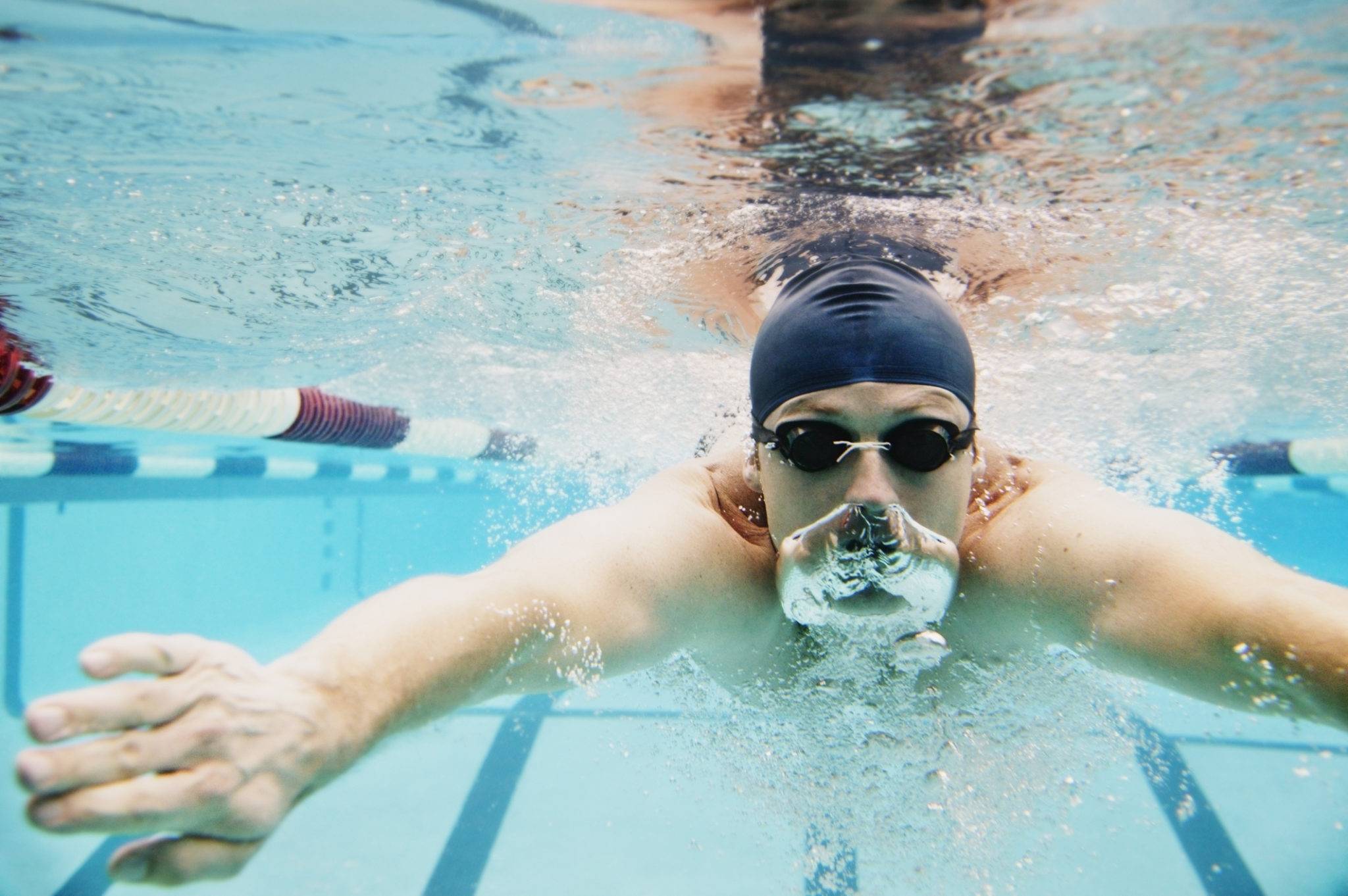 Как научиться плавать? самоучитель по плаванию для начинающих взрослых