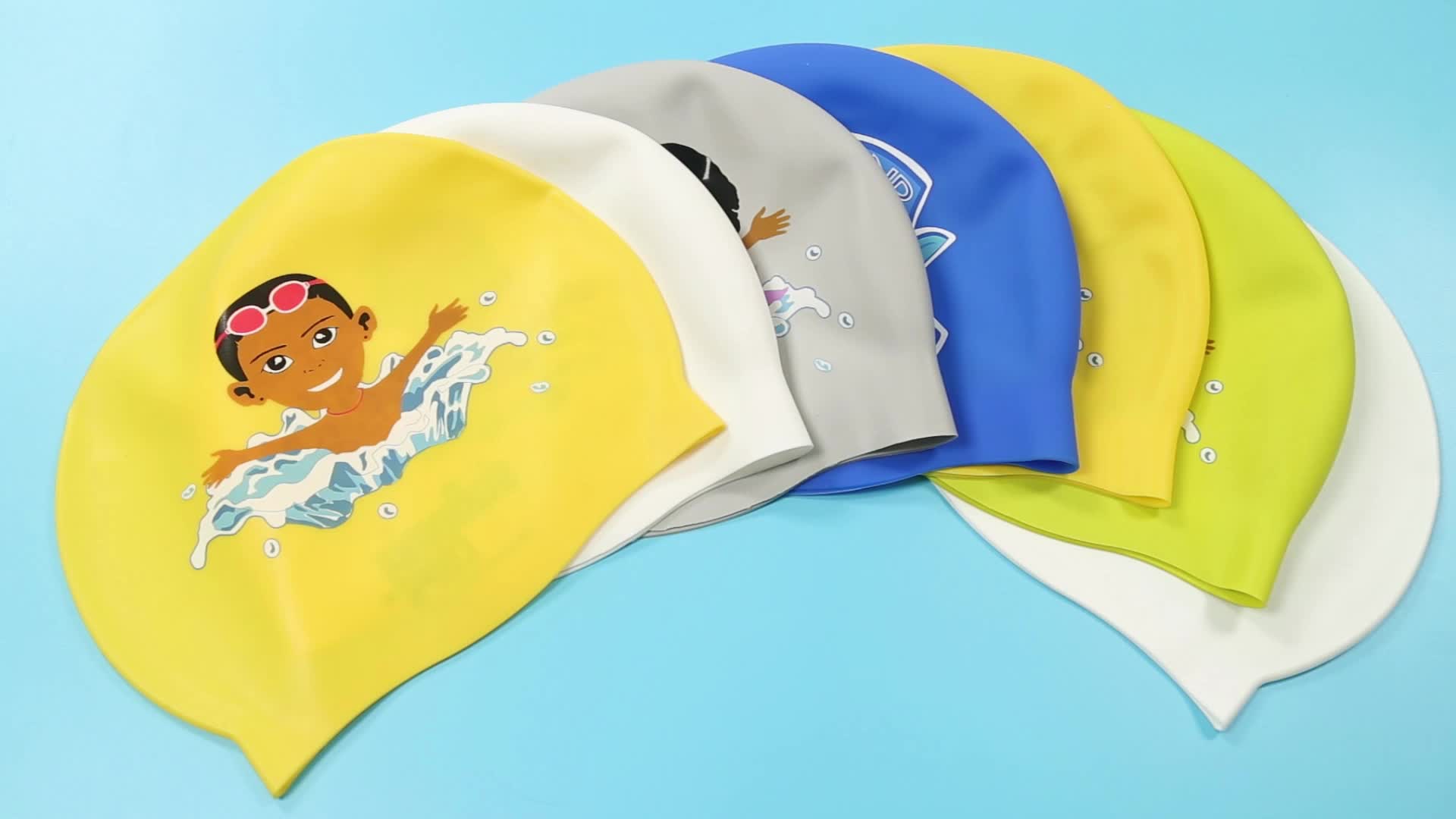 Разновидности шапочек для плавания в бассейне, как выбрать подходящую
