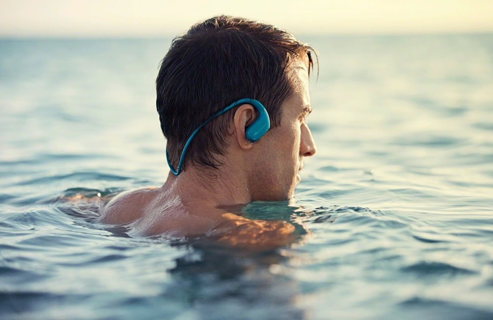Лучшие плееры для бассейна 2022 - рейтинг водонепроницаемых плееров для плавания по звуку, качеству, надежности