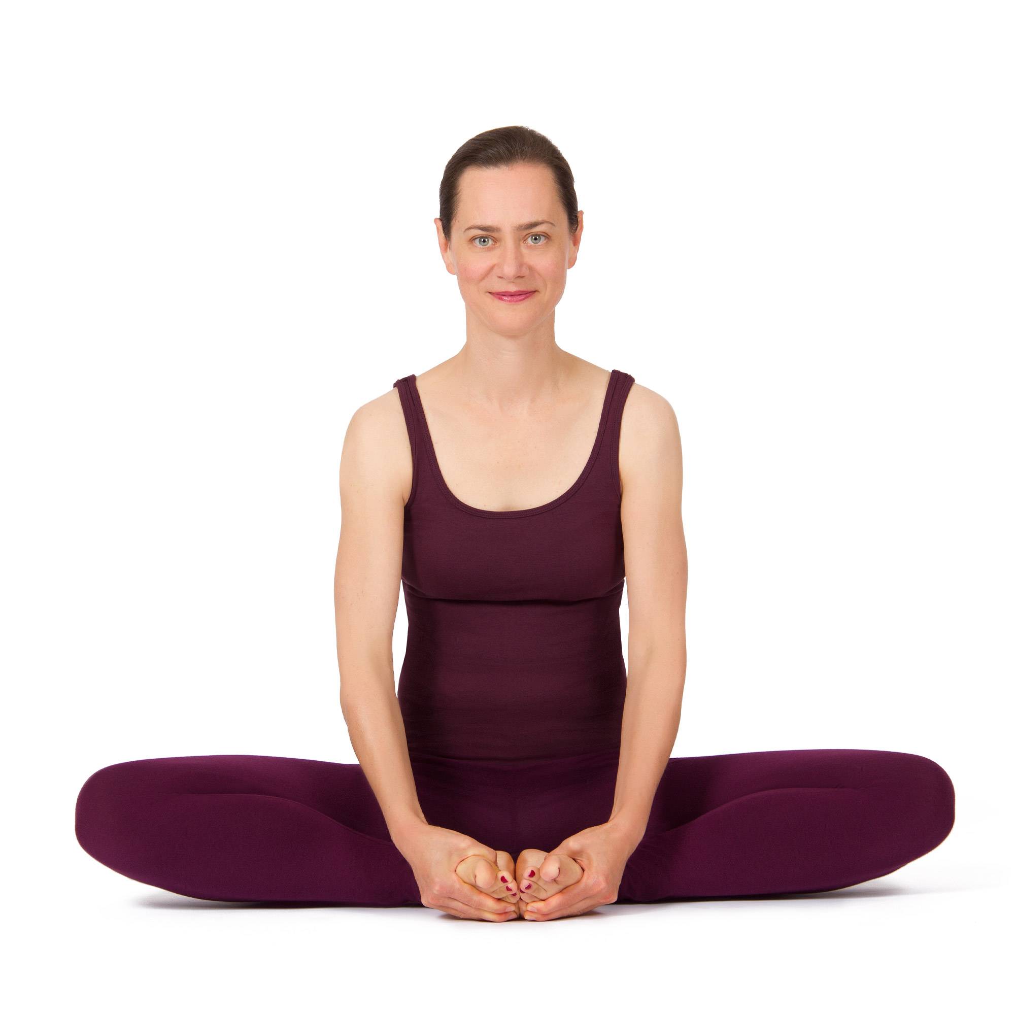 Ардха-чакрасана, или урдхва-дханурасана, — полуколесо, или верхняя поза лука. йога-терапия. новый взгляд на традиционную йога-терапию