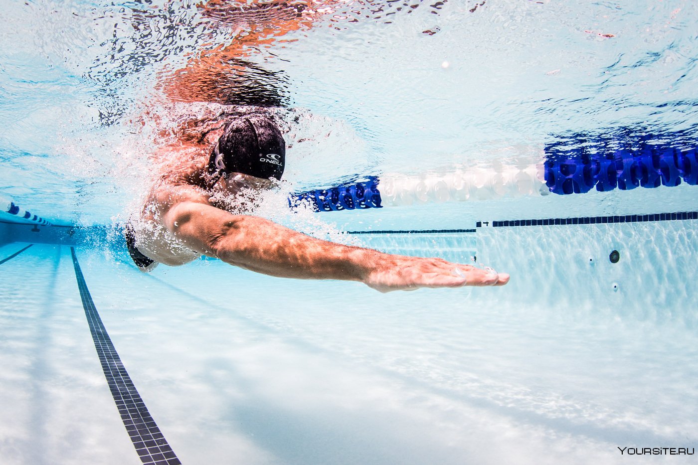 10 лучших смарт-часов для плаванья в бассейне