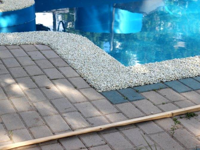 Облицовка открытого бассейна на улице: виды отделки, особенность уличного покрытия