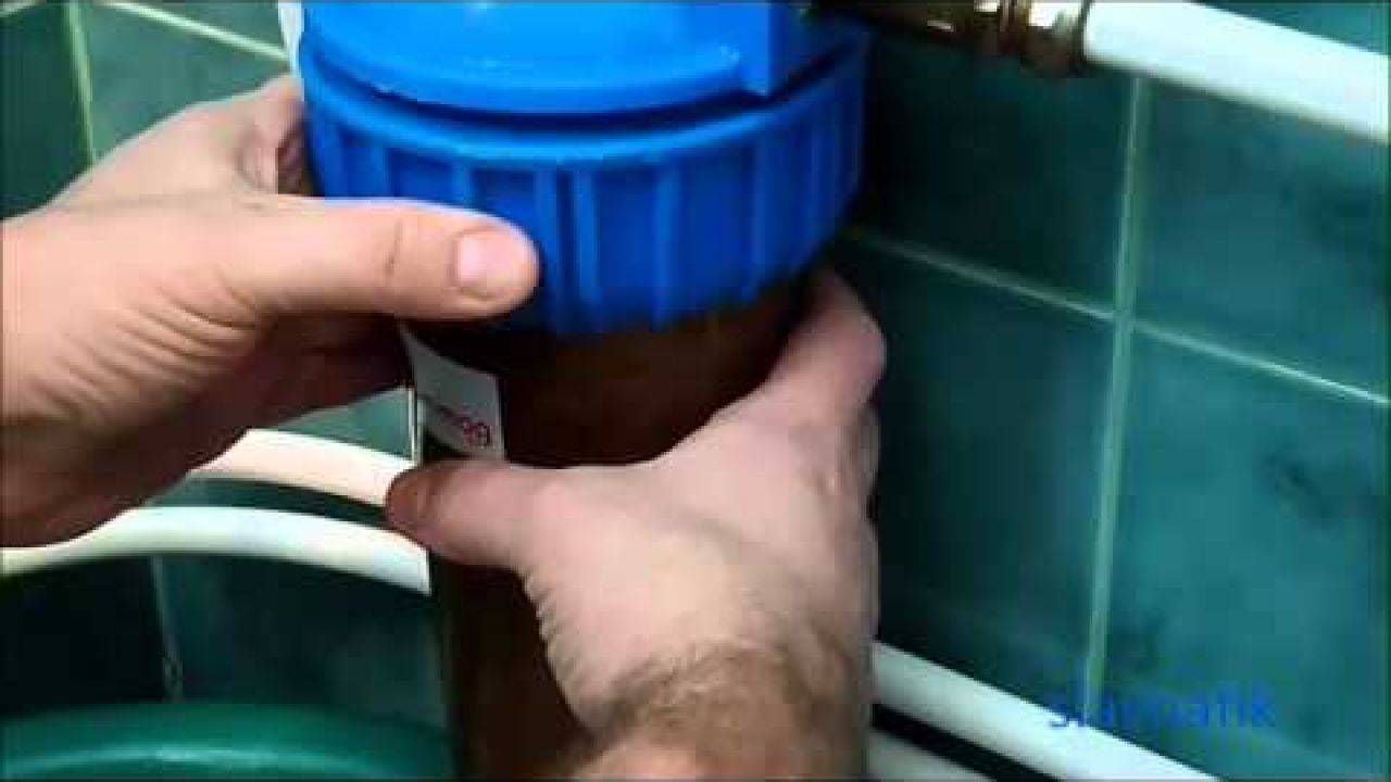 Как поменять фильтр для воды