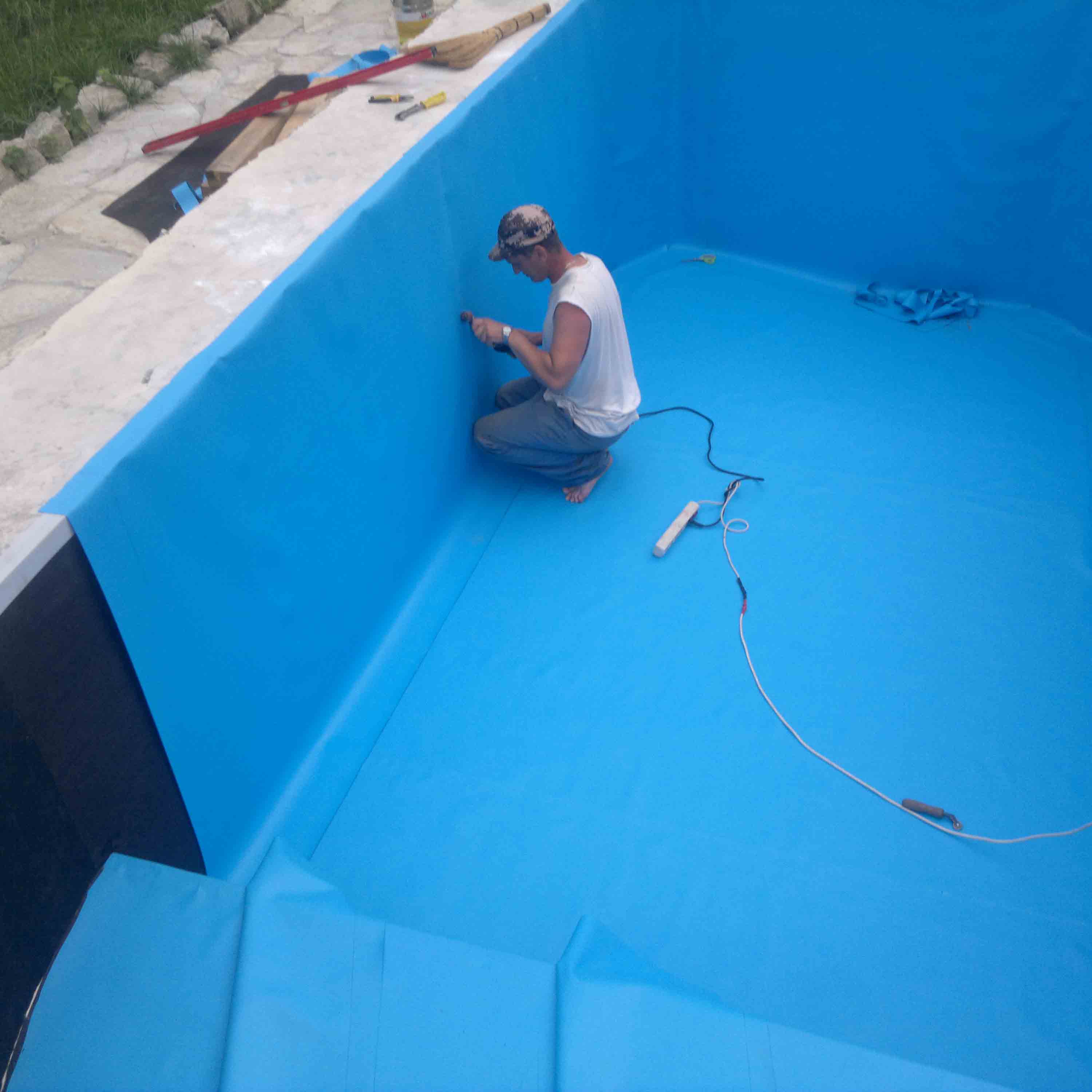 Как покрасить бассейн