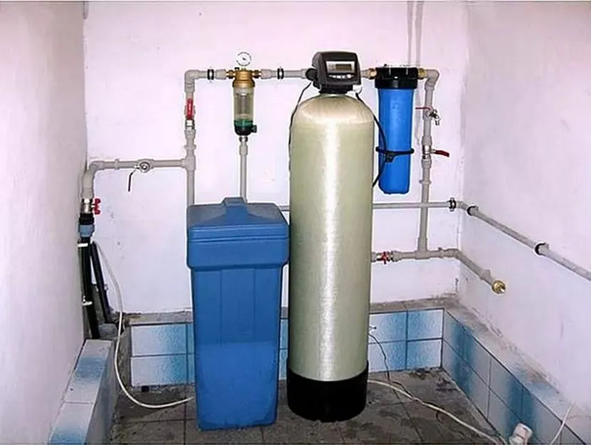 Водяные конвекторы отопления: принцип работы, разновидности, преимущества и недостатки