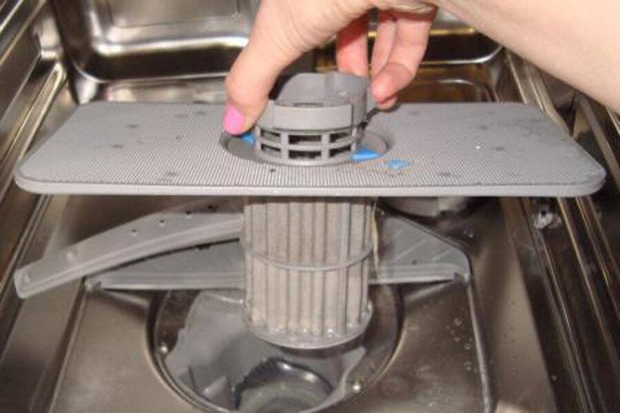 Посудомоечная машина не набирает воду: причины, что делать?