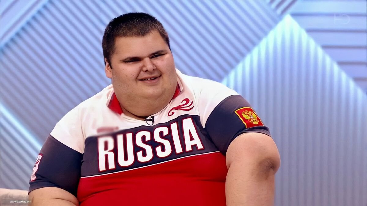 Родители кормили десятилетнего ребенка фастфудом до 192 кг, пока он не стал самым толстым мальчиком в мире