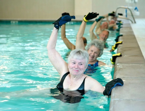 Упражнения в воде при гонартрозе