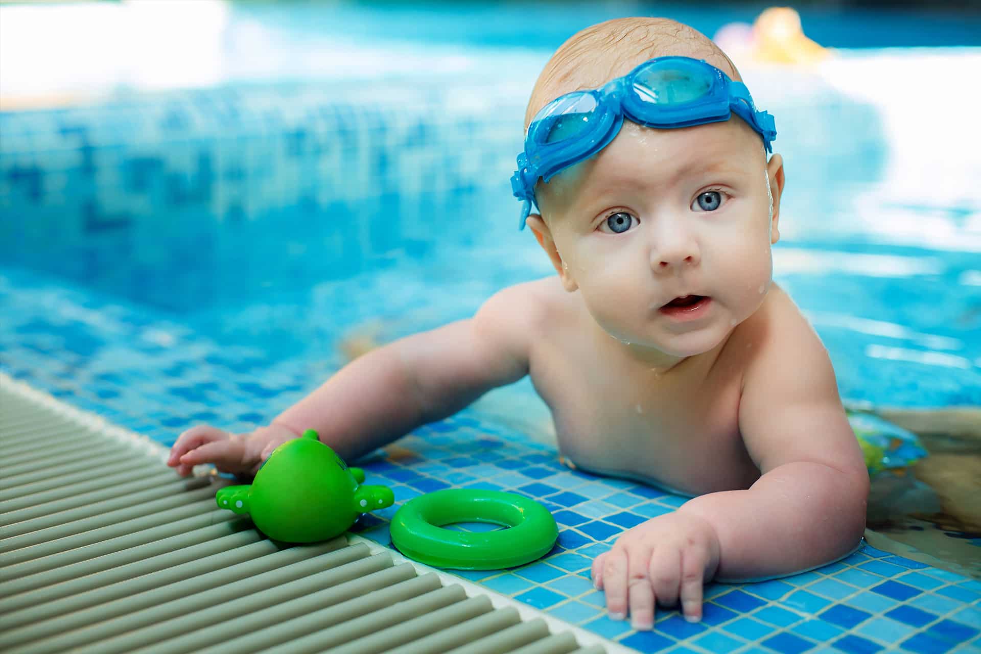 Какая польза от обучения плаванию детей?