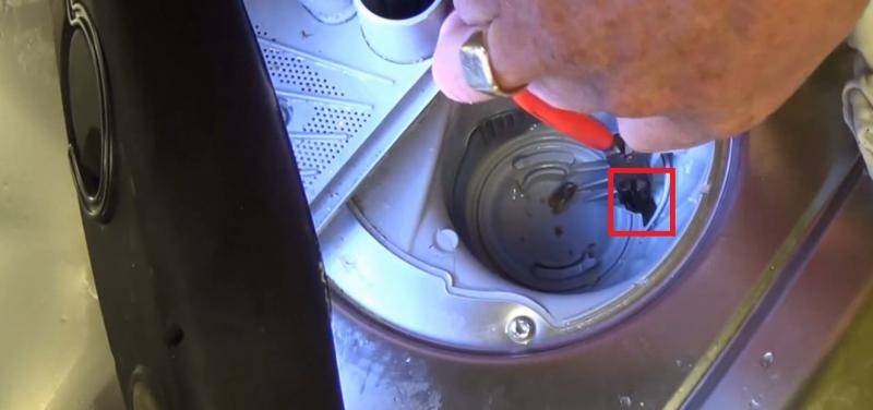 Почему посудомоечная машина electrolux не сливает, не уходит вода