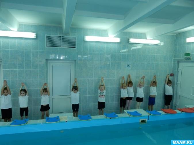Роль «сухого плавания» в подготовке дошкольников к занятиям в воде | детство-гид