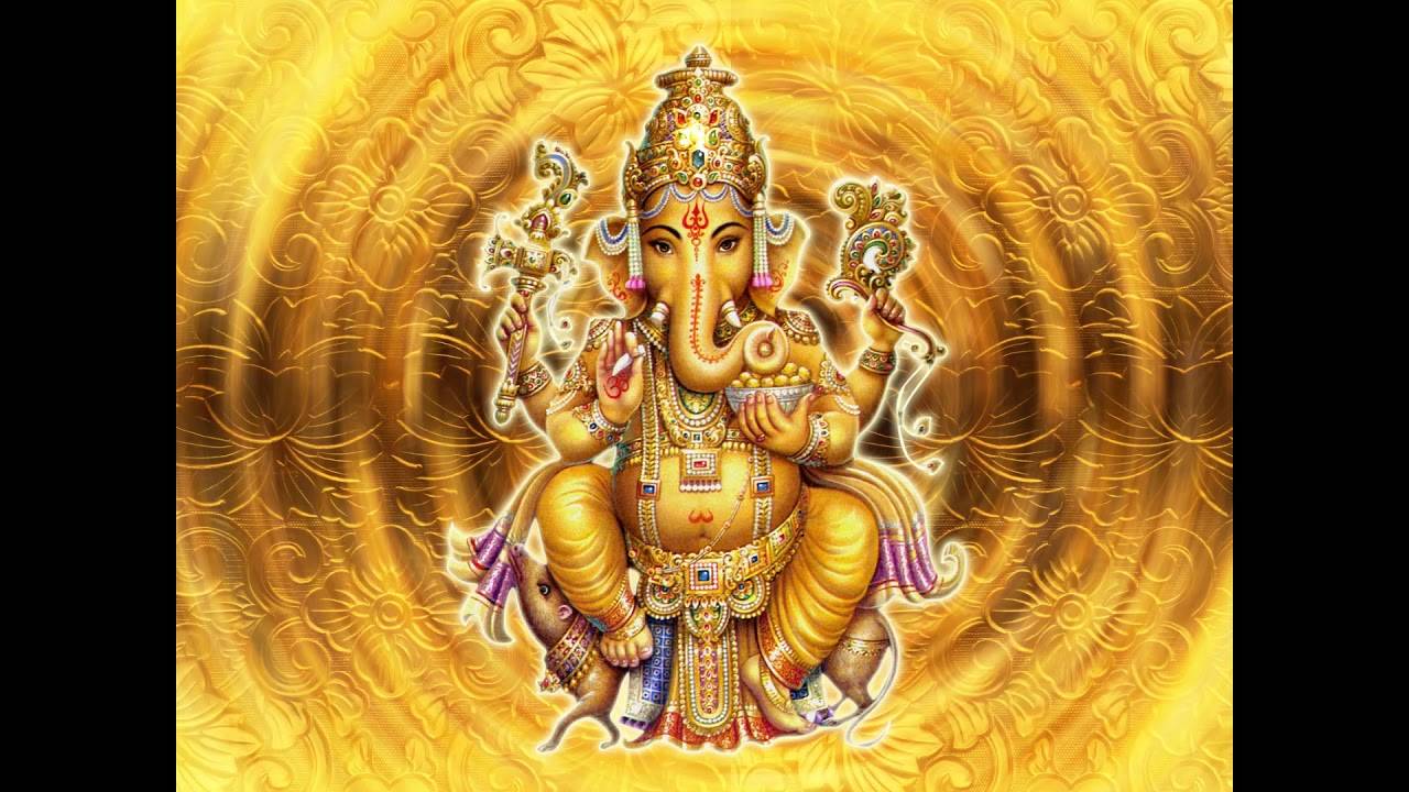 Бог процветания и мудрости Ганеша – человекоподобное существо с головой слона