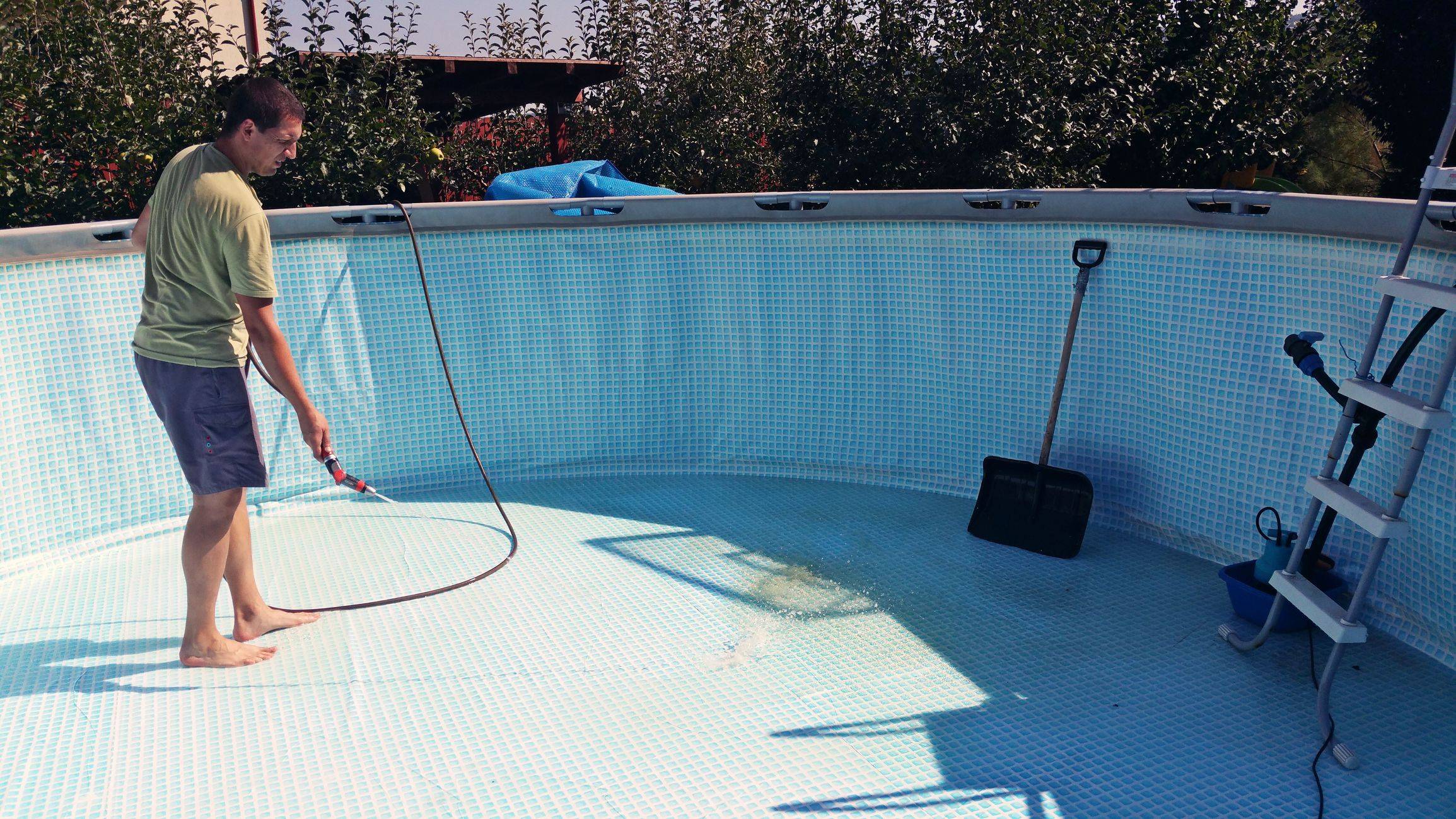 Уход за бассейном — на даче, каркасный, на открытом воздухе, средства, вода, химия - 24сми