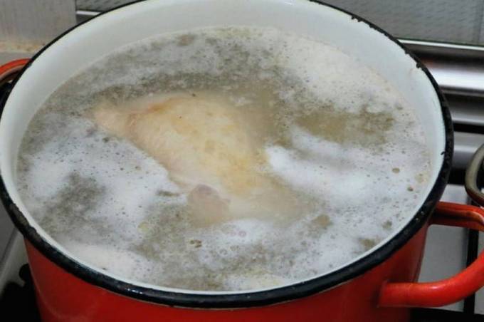 Как сделать бульон прозрачным: для супа, холодца или заливного